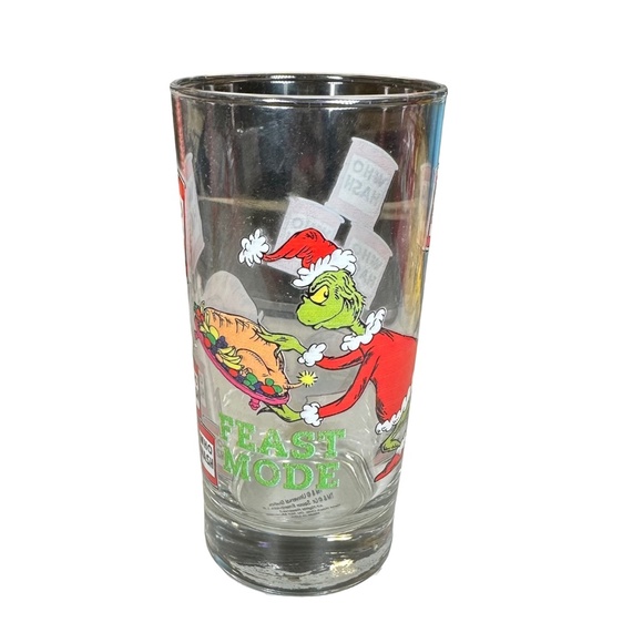 Universal Studios Dr. Seuss The Grinch Collectible Glass - Picture 2 of 3